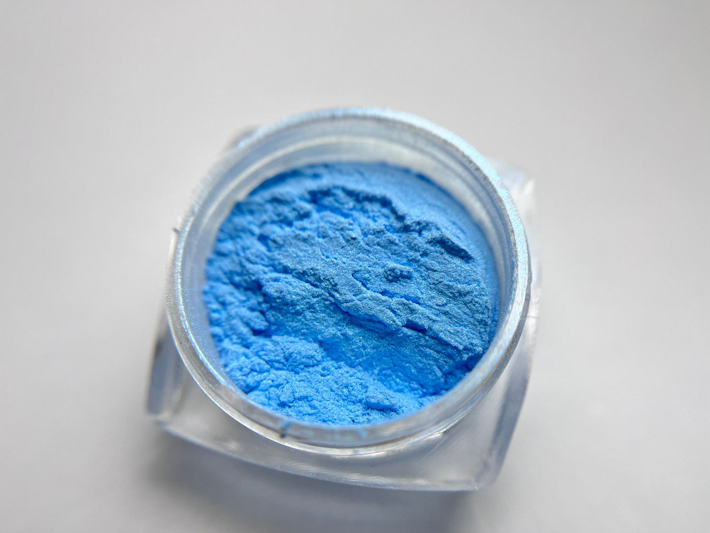 Aurora Pigment 010